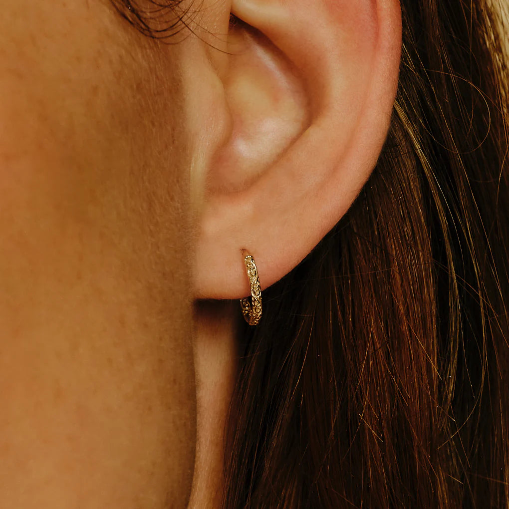 Textured Round Clicker Hoop