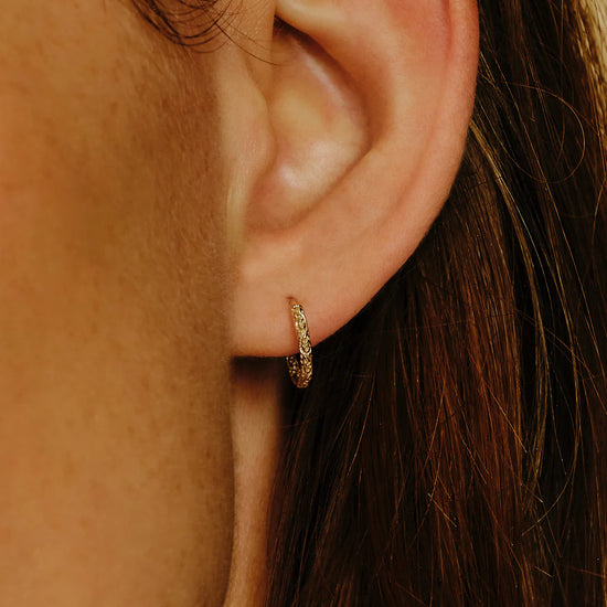 Textured Round Clicker Hoop