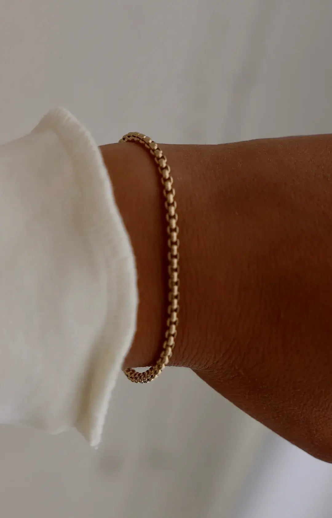 Holland Round Box Chain Bracelet in Gold