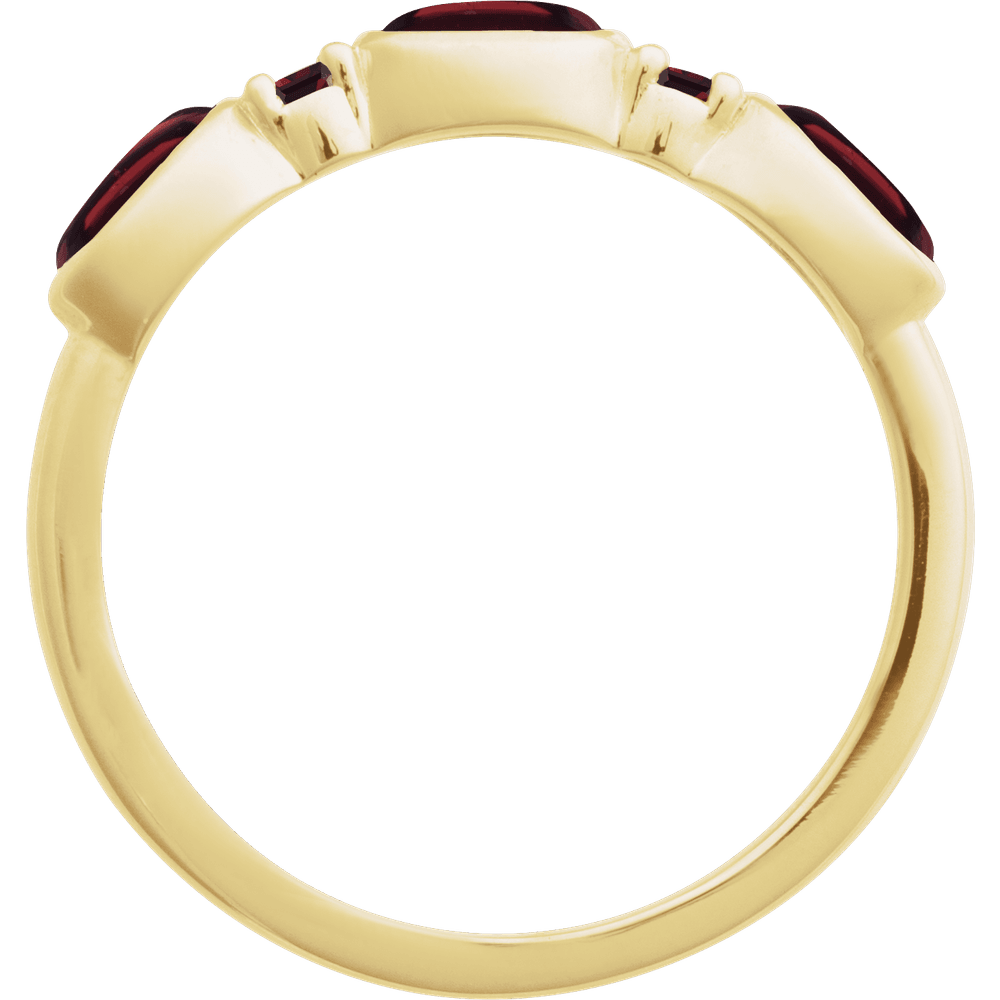 Mozambique Garnet Cabochon Ring
