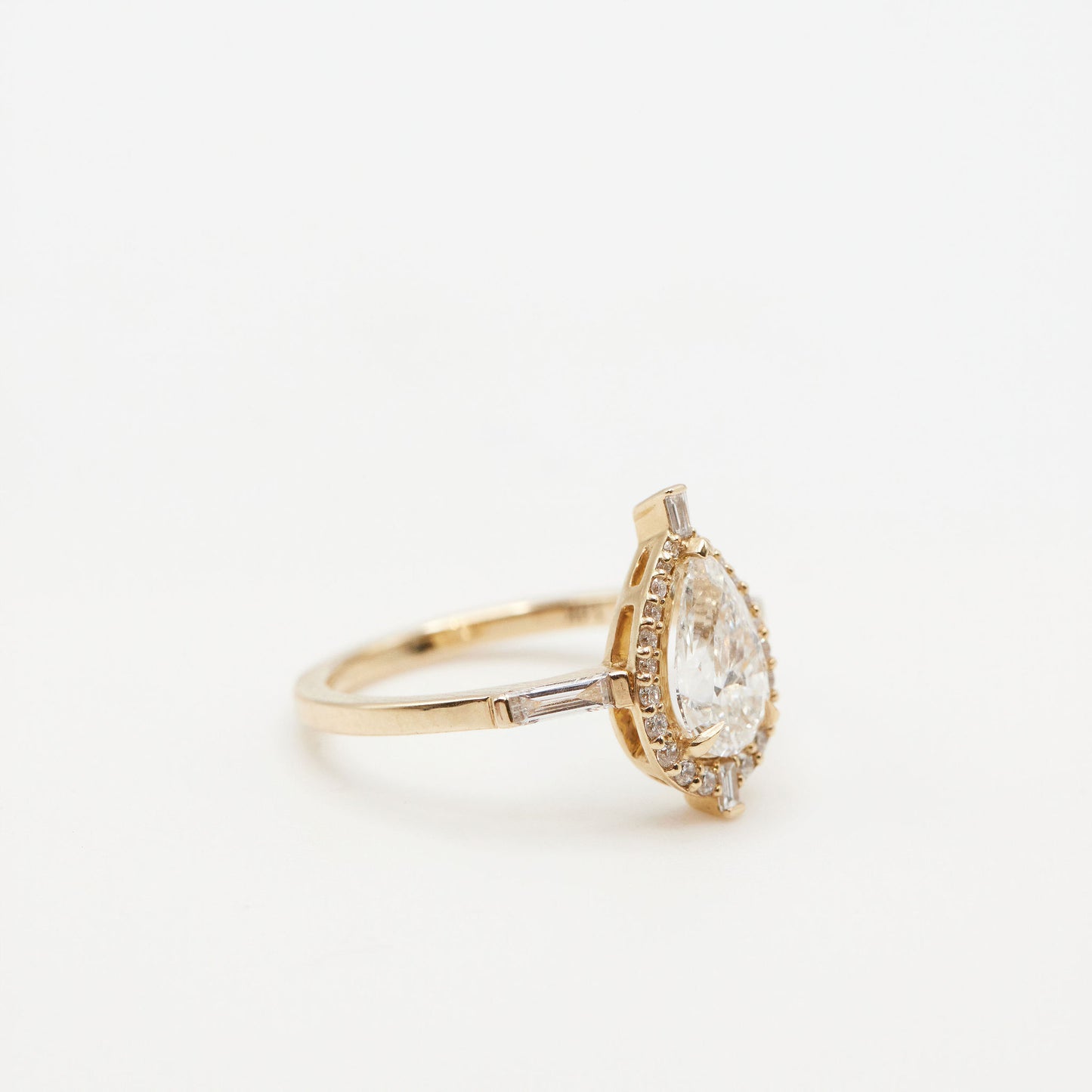 Load image into Gallery viewer, Diamond Marchesa ring on white background
