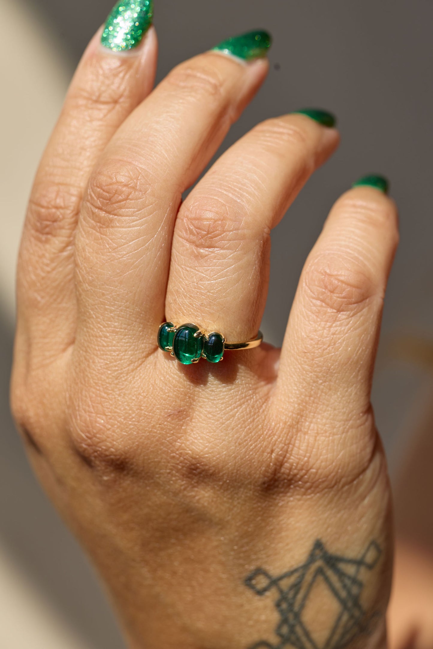 14K Yellow Gold Lab-Grown Emerald Cabochon Ring