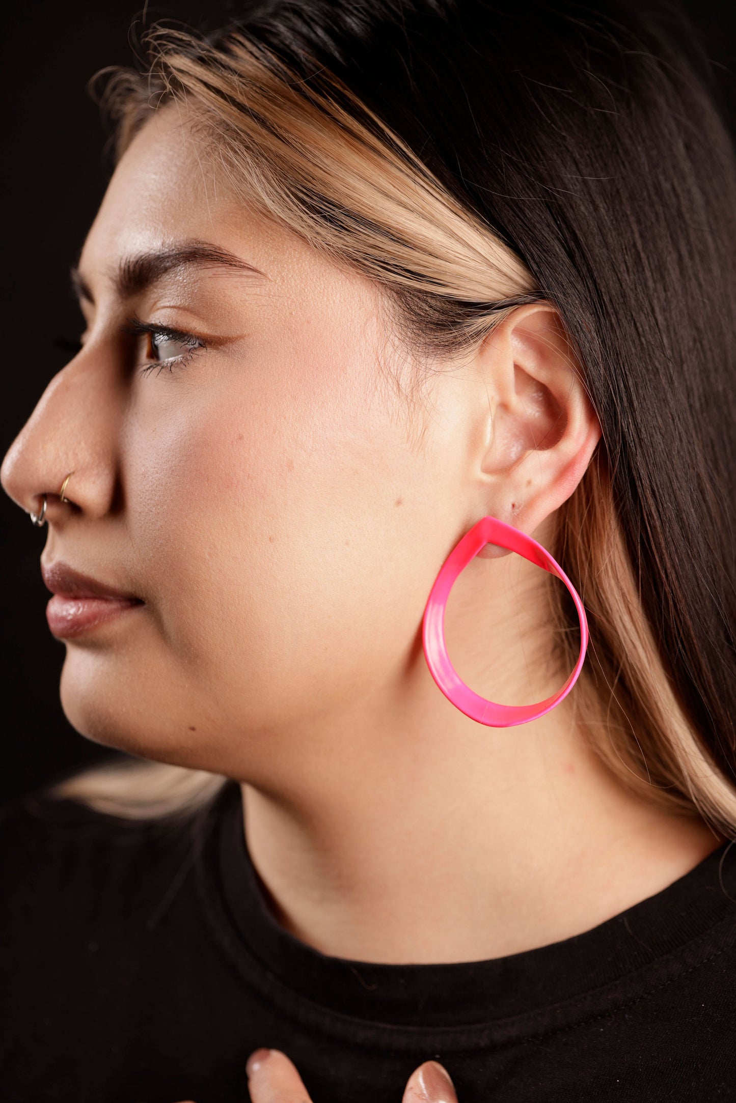 open weave hoop on model
