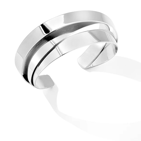 angled view of the orbit silver cuff on a white background