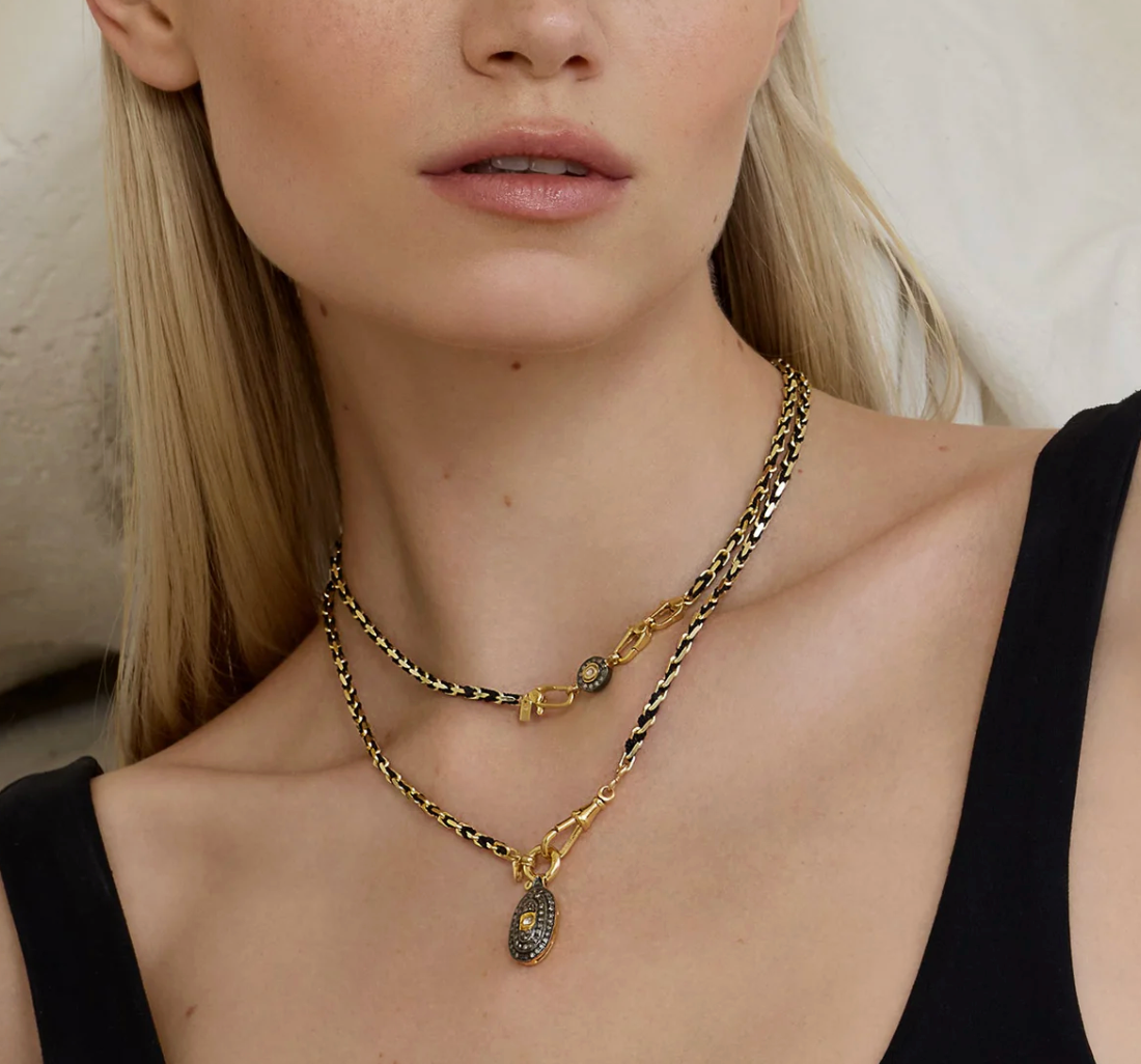 N°951 Diamond Medallion Necklace