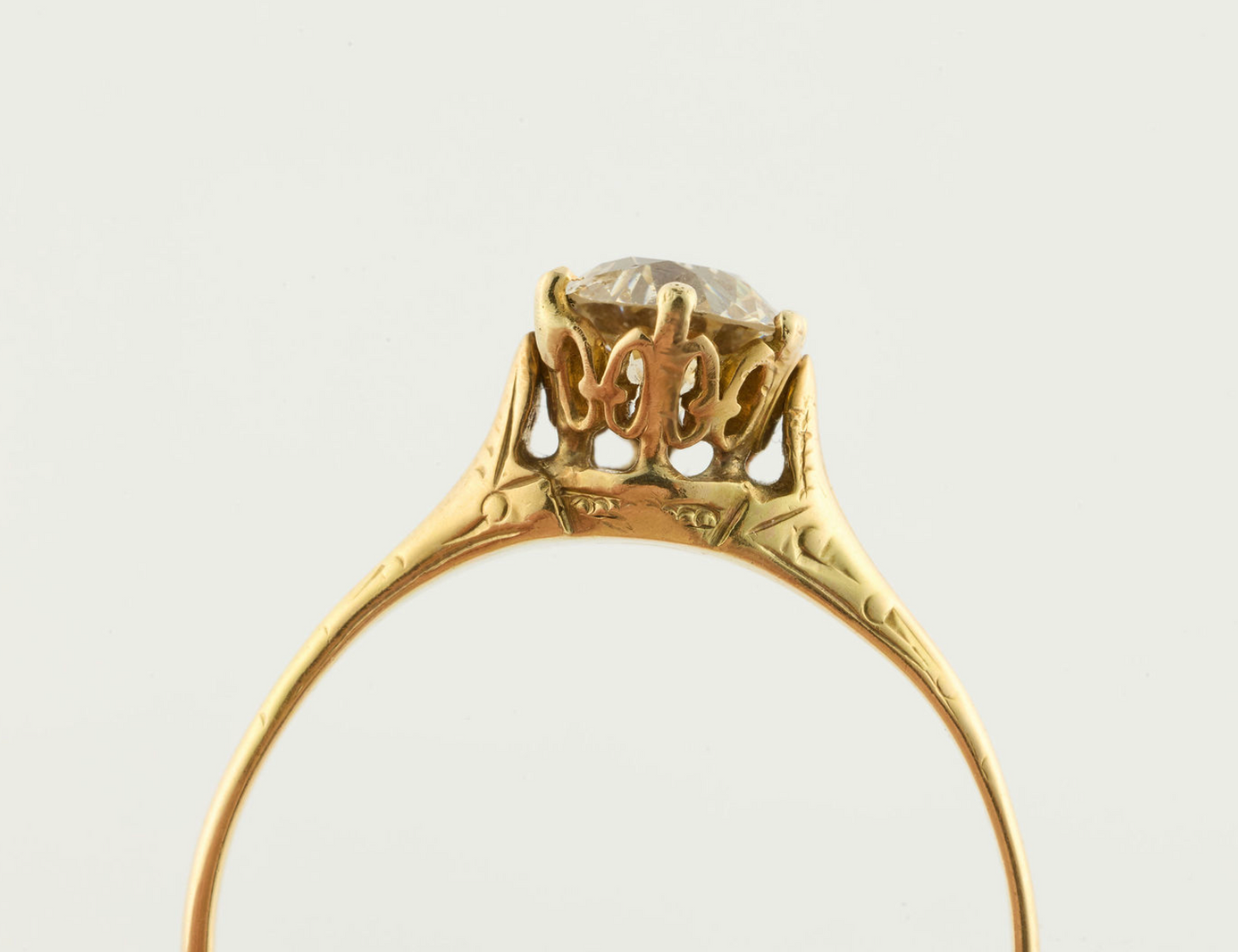 Yellow Gold Solitaire Antique Ring