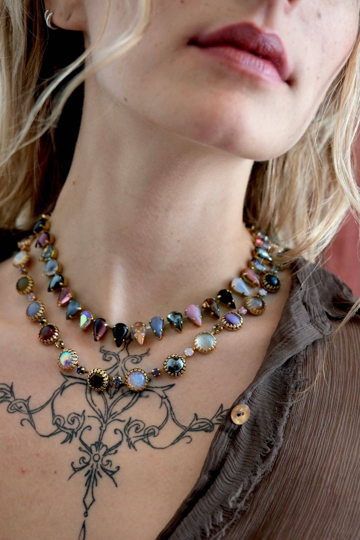 Paint Pot Layering Choker in Punk Rocks