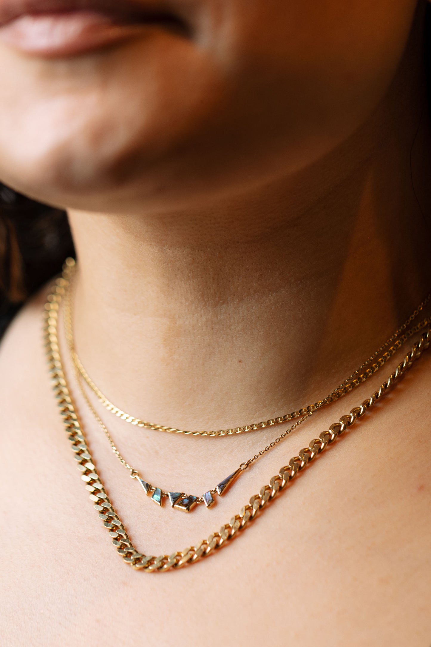14k mariner chain on model