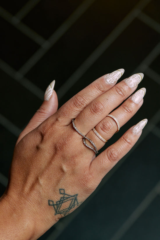 Double Finger Diamond Ring