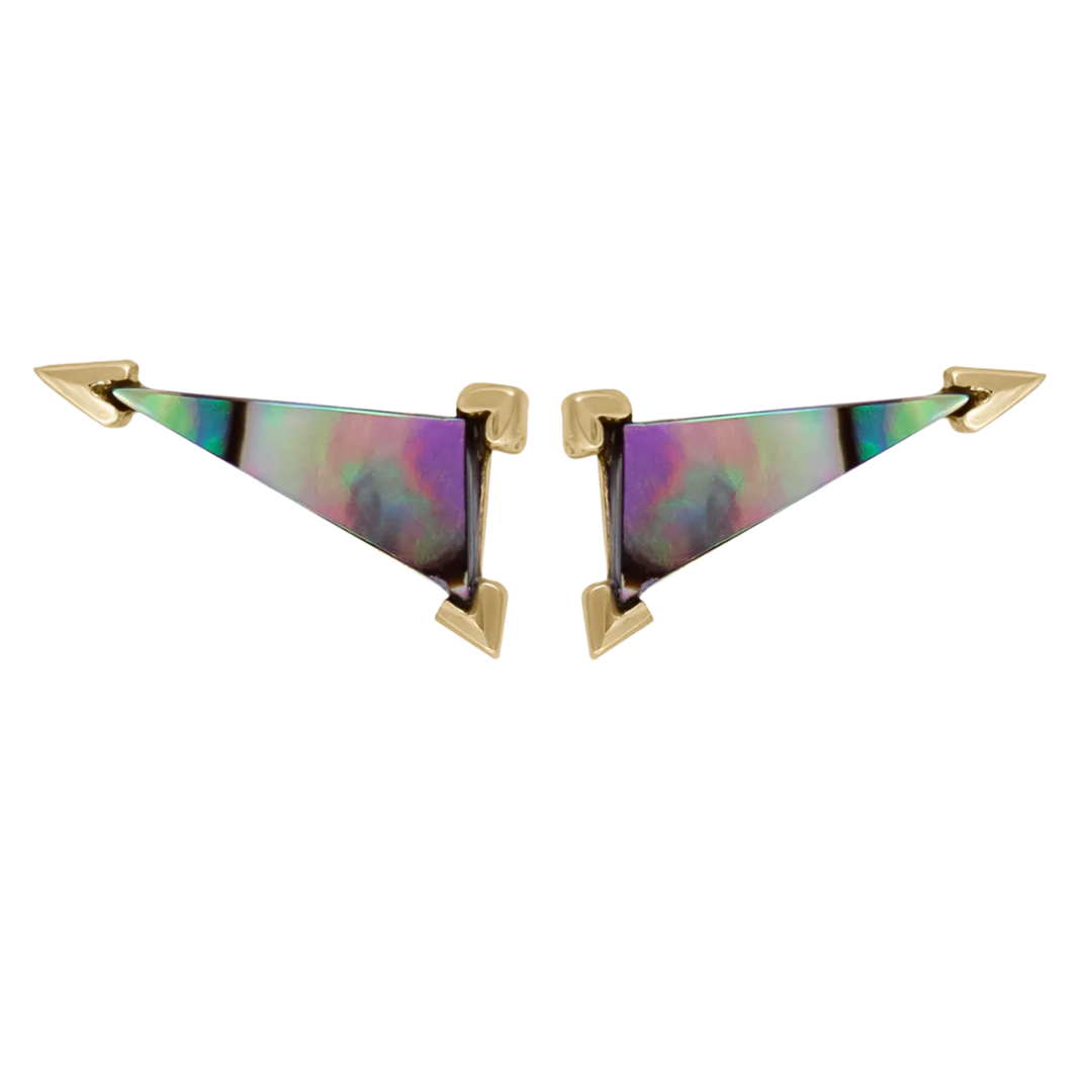 Elongated claw triangle studs on white background